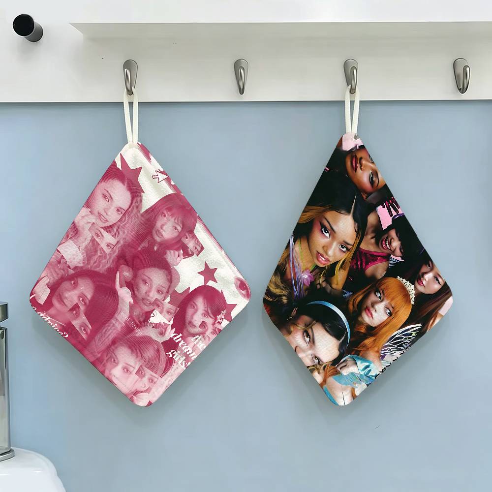Global Pop Group K-Katseye Pol - đánh giá và giá Global Commercial Printing